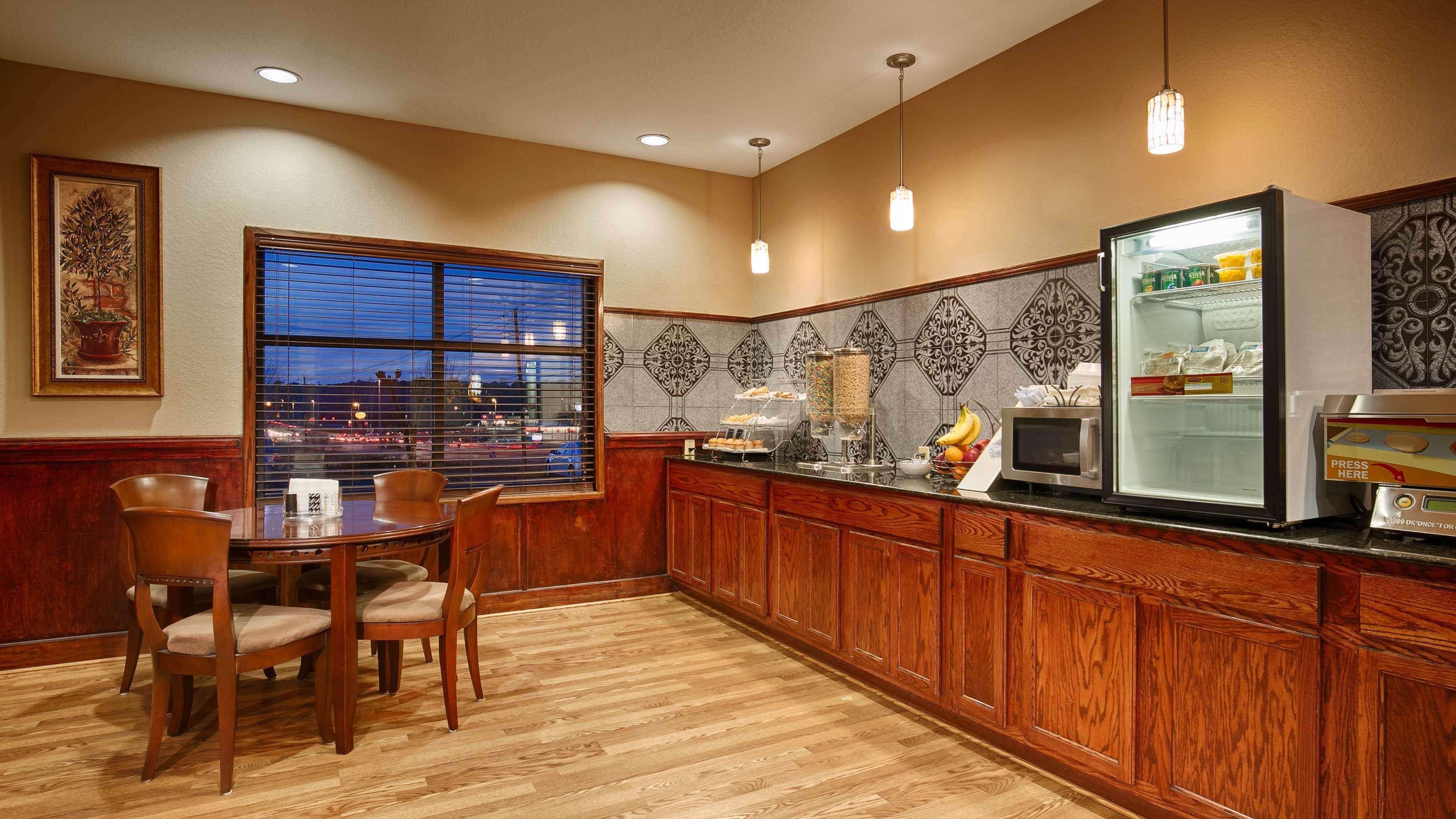 Best Western Plus Circle Inn Enterprise Exterior photo